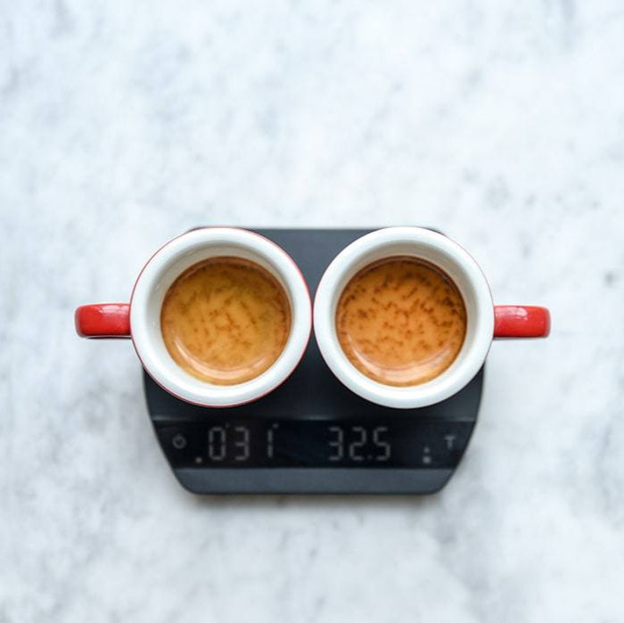 Felicita Arc Waterproof Coffee Scale Product Overhead View Weighing Coffee Cups